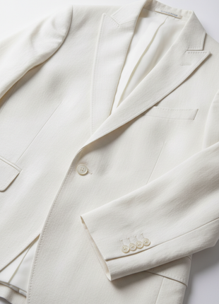 All-White Linen Shawl Lapel Suit