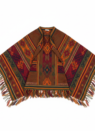 Alpaca Wool Andean Poncho – Traditional Highland Weave