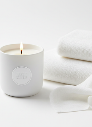 Fresh Linen Candle in white ceramic jar