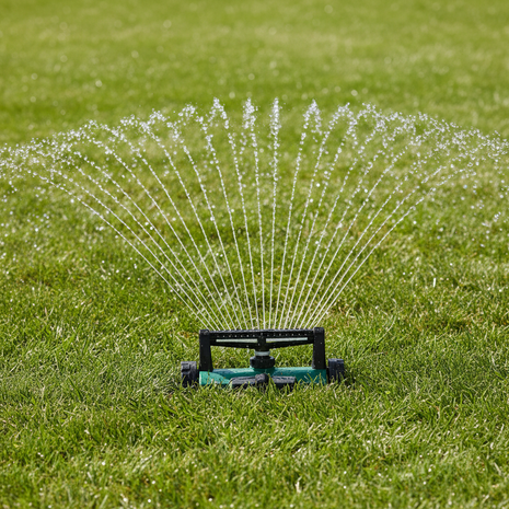 Oscillating Lawn Sprinkler – Adjustable Coverage